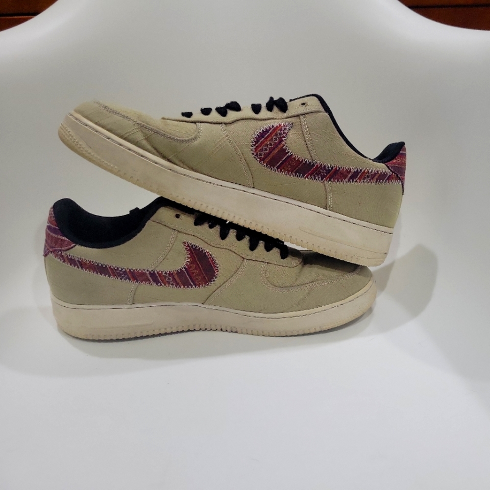 Nike Air Force 1 '07 LV8 Khaki/Black-White